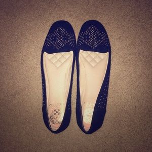 Size 8.5M black vince camuto slides. brand new!!!